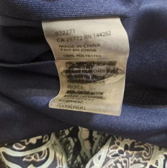 Dex Patterned Bow Shift Dress - Picture 6 of 6